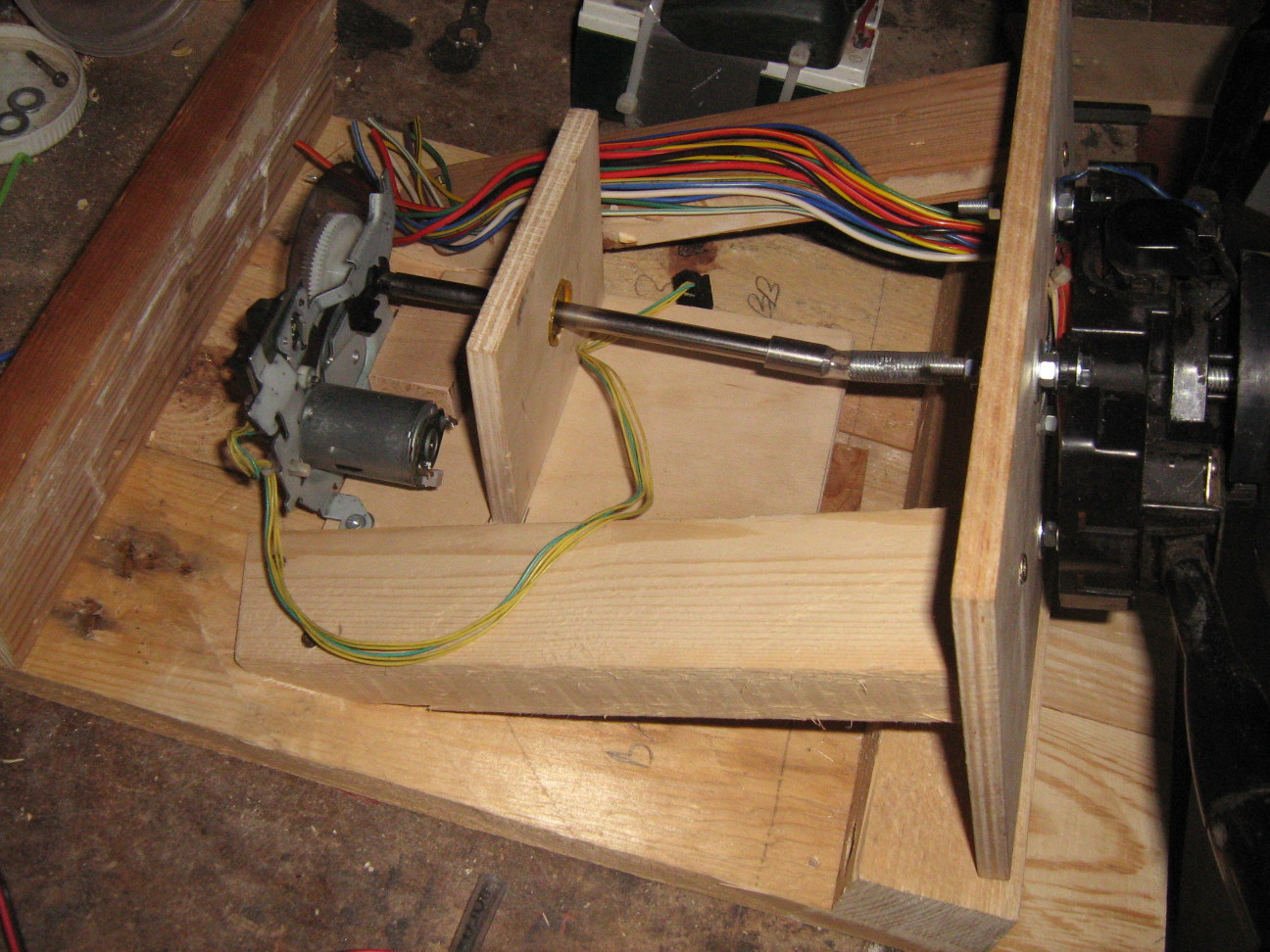 Joystick
kormány
tengelykapcsoló