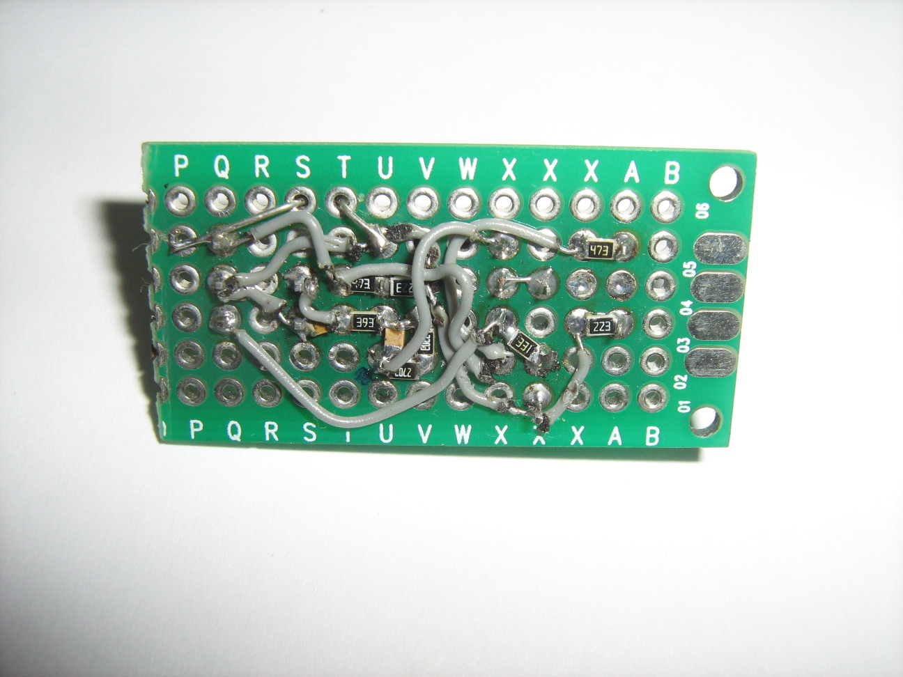 Piezo
érzékelőhöz elektronika
(alulról)