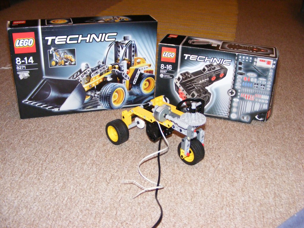 Lego Technic robot alap
1.